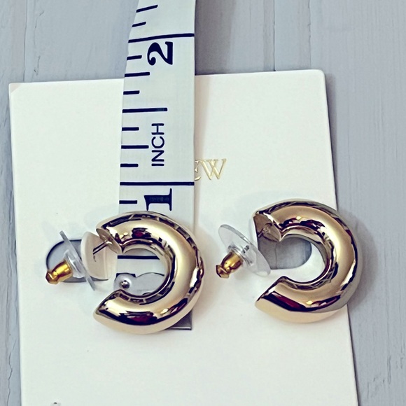 J Crew Factory Chunky Hoop Gold Tone Earrings NWT Hypoallergenic Ear Posts - Picture 4 of 6